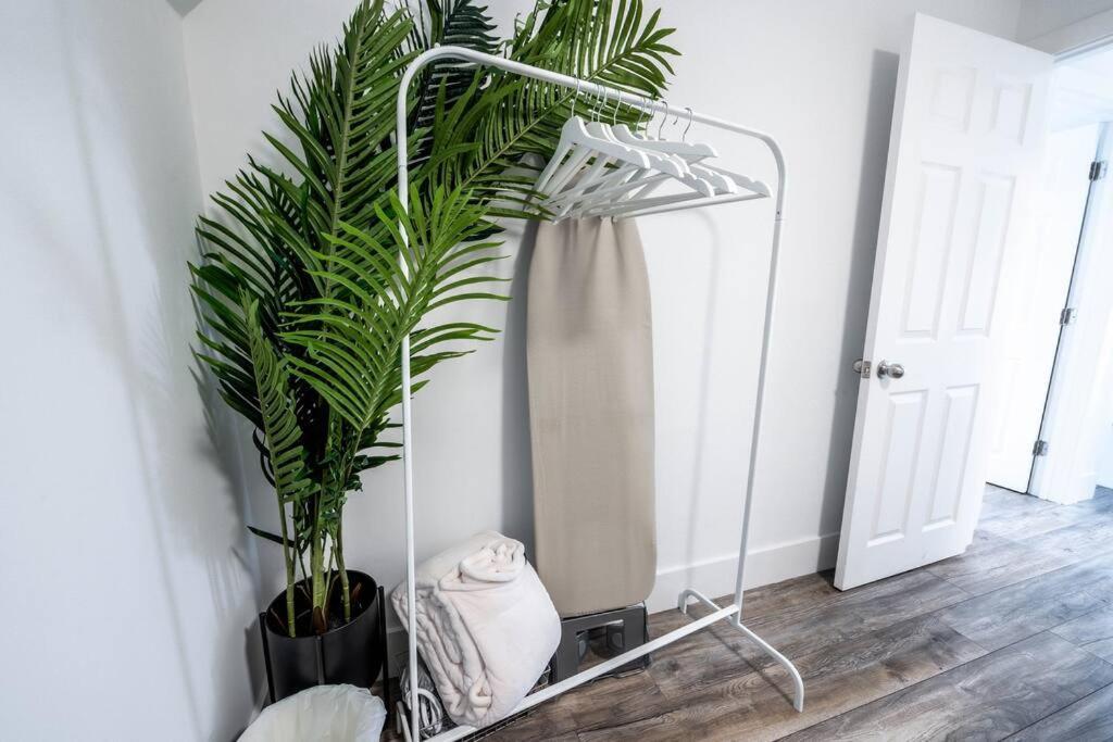 Ferienhaus Luxury Stylish Home, Walk To Falls, Fire Pit&more Niagara-Fälle